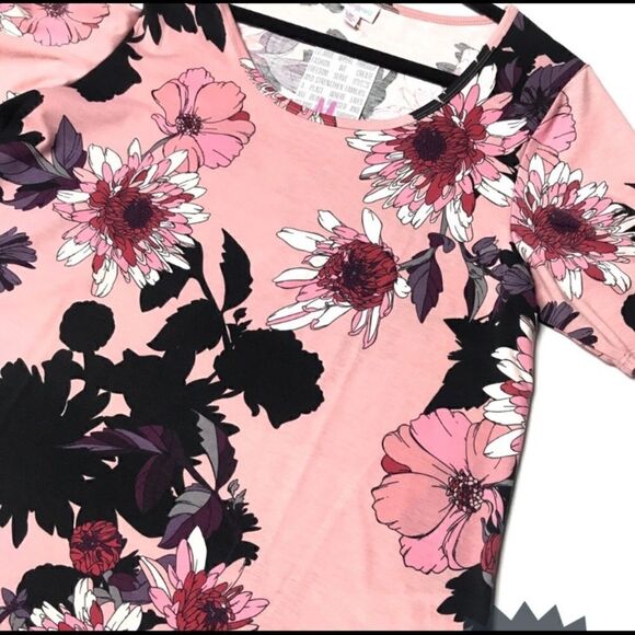 Pink LuLaRoe Morgan T NWT floral print - Picture 1 of 2